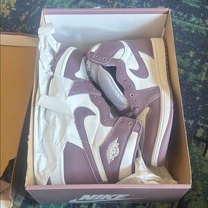 Nike Women's Lavender and White Sneakers